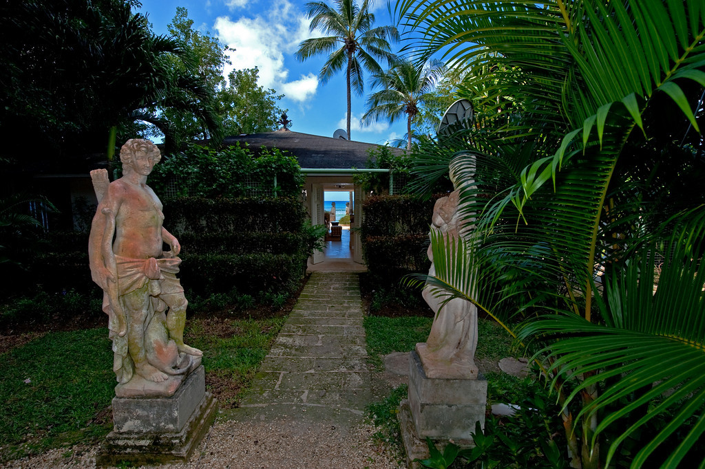Leamington Cottage.. Villa In Barbados Photo